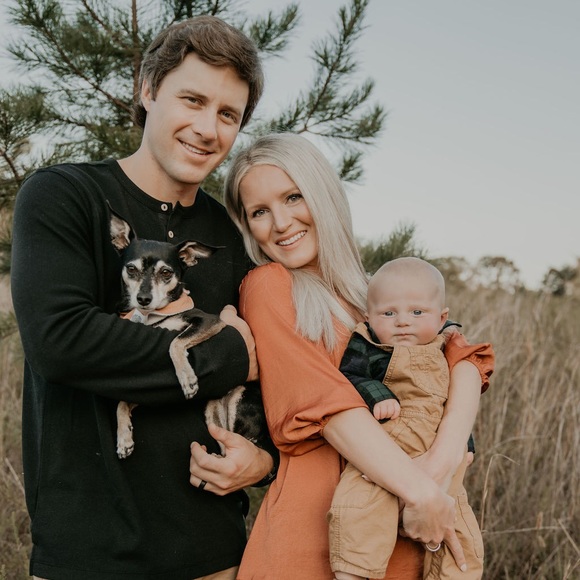 Meet your Posher, Jessica - Picture 3 of 4